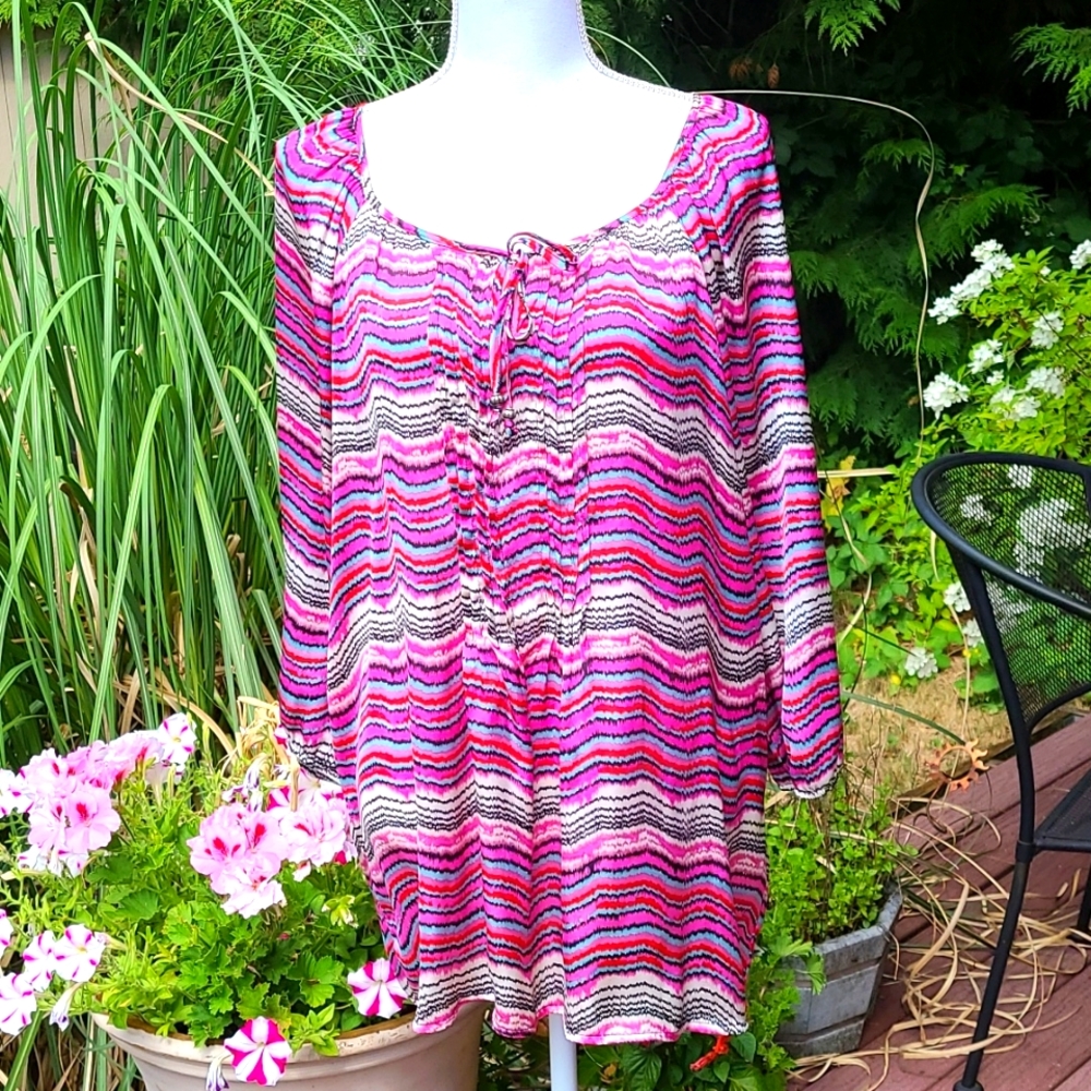 Beautiful silky top by ELEMENTZ, EUC, XL